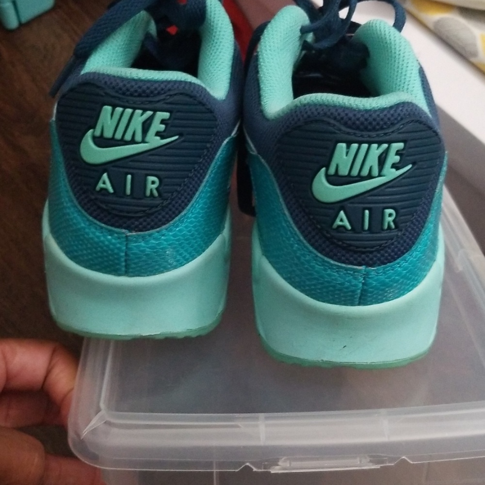 Nike Air Max - Picture 3 of 3